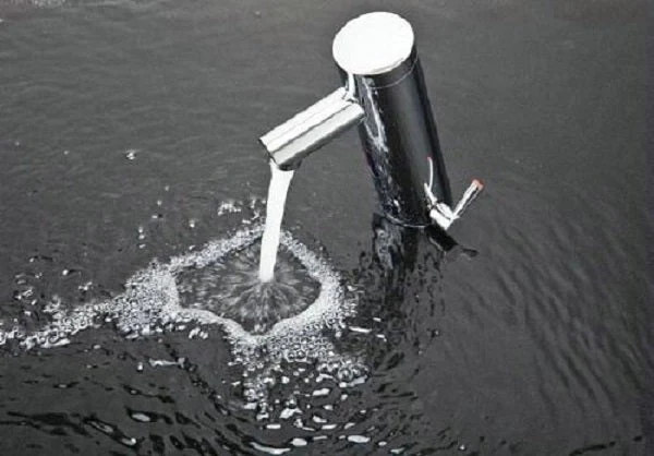 AutoFlow Pro: Advanced Commercial Sensor Faucet with Integrated Temperature Control - Image 7