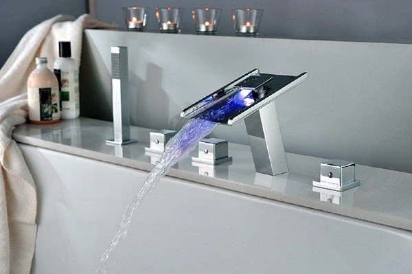 Deck Mounted LED Bathroom Faucet - Image 3