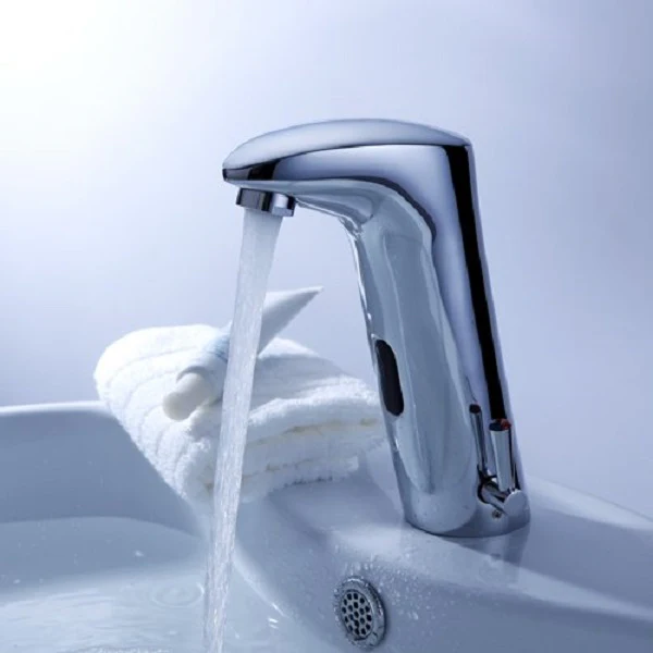 MotionMaster Touch Free Contemporary Automatic Handle Sensor Sink Faucet - Image 11
