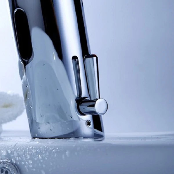MotionMaster Touch Free Contemporary Automatic Handle Sensor Sink Faucet - Image 12